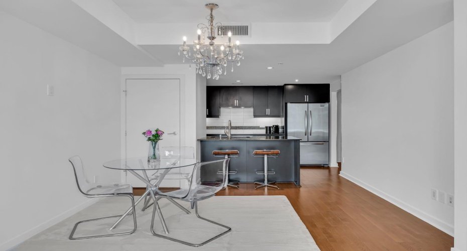 888 4 Avenue, Calgary, Alberta T2P0V2, 1 Bedroom Bedrooms, ,1 BathroomBathrooms,Residential,For Sale,4,A2303437