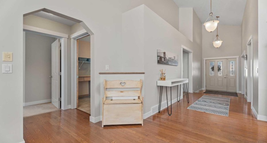 611 Cavendish Beach Bay, Chestermere, Alberta T1X 1H9, 2 Bedrooms Bedrooms, ,2 BathroomsBathrooms,Residential,For Sale,Cavendish Beach,A2303442