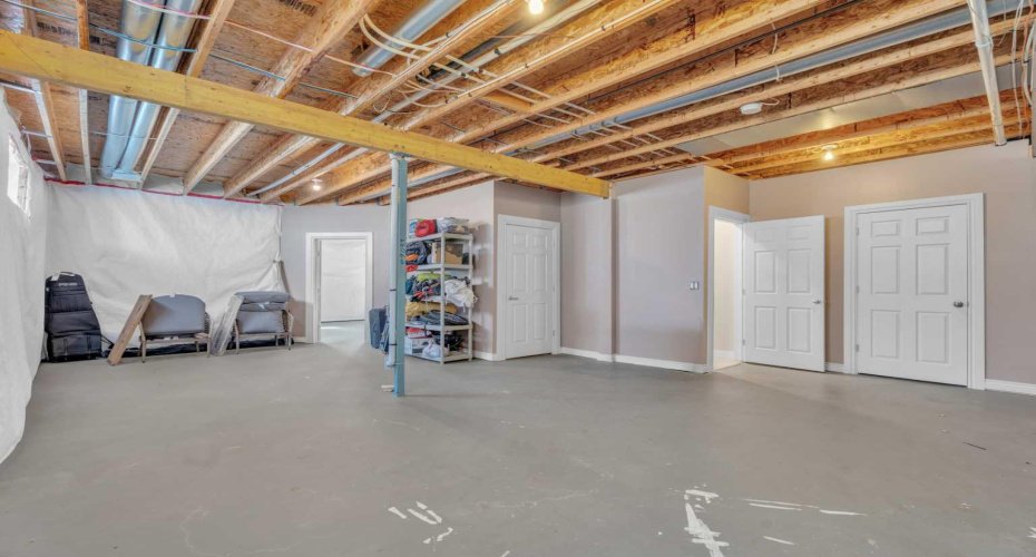 611 Cavendish Beach Bay, Chestermere, Alberta T1X 1H9, 2 Bedrooms Bedrooms, ,2 BathroomsBathrooms,Residential,For Sale,Cavendish Beach,A2303442