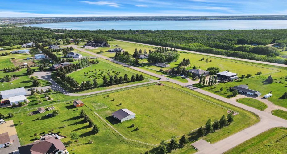 392 Township Road, Rural Red Deer County, Alberta T4S 1R7, ,Land,For Sale,Township,A2303443