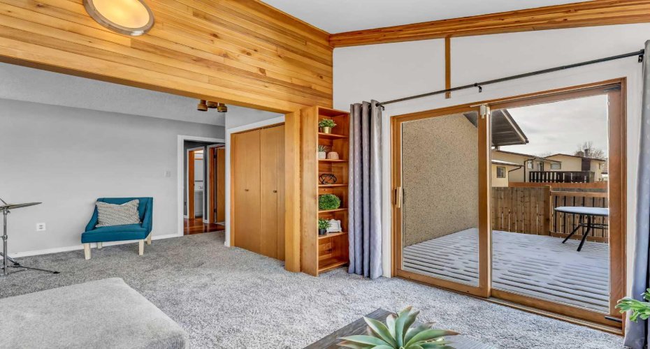 17 Ross Haven Court, Medicine Hat, Alberta T1B 3B3, 3 Bedrooms Bedrooms, ,2 BathroomsBathrooms,Residential,For Sale,Ross Haven,A2303451