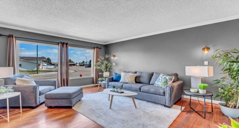 17 Ross Haven Court, Medicine Hat, Alberta T1B 3B3, 3 Bedrooms Bedrooms, ,2 BathroomsBathrooms,Residential,For Sale,Ross Haven,A2303451