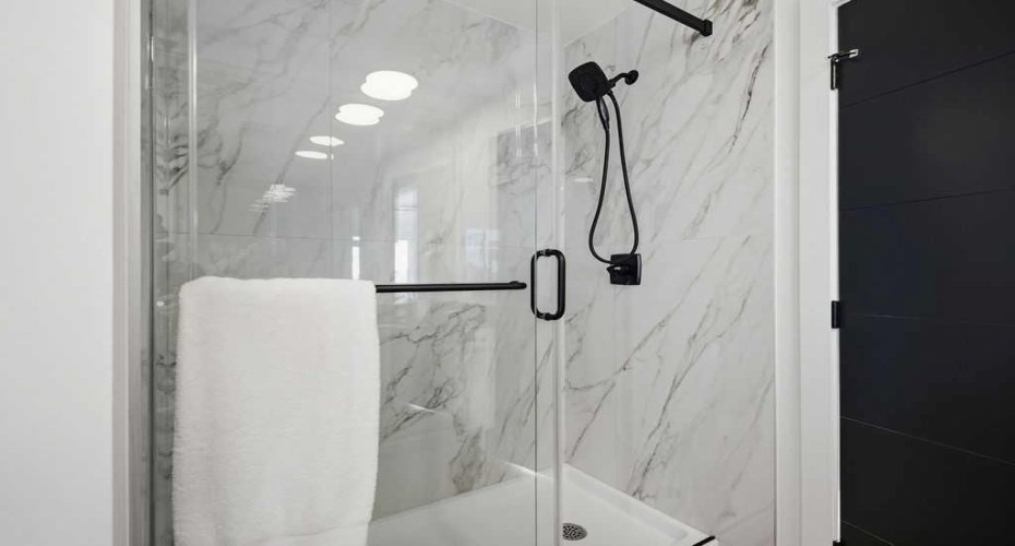 Tiled Walk-in Shower & Glass Sliding Door