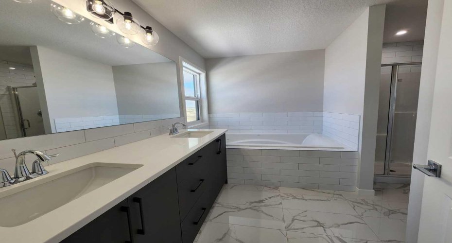 364 Herron Landing, Calgary, Alberta T3P 2R5, 4 Bedrooms Bedrooms, ,3 BathroomsBathrooms,Residential,For Sale,Herron,A2301522