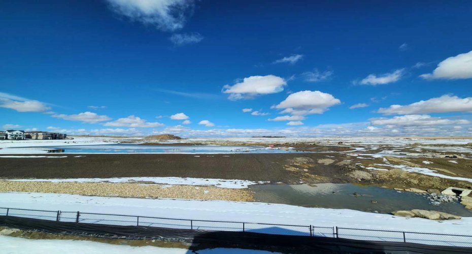 364 Herron Landing, Calgary, Alberta T3P 2R5, 4 Bedrooms Bedrooms, ,3 BathroomsBathrooms,Residential,For Sale,Herron,A2301522