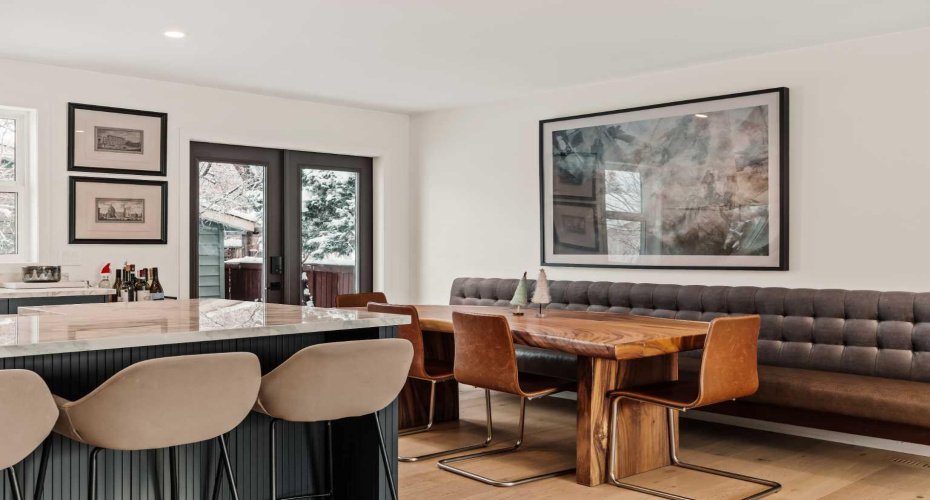 212 Vantage Place, Calgary, Alberta T3A1X9, 4 Bedrooms Bedrooms, ,3 BathroomsBathrooms,Residential,For Sale,Vantage,A2303575