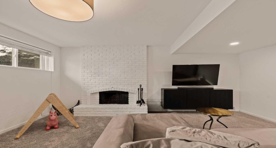 212 Vantage Place, Calgary, Alberta T3A1X9, 4 Bedrooms Bedrooms, ,3 BathroomsBathrooms,Residential,For Sale,Vantage,A2303575