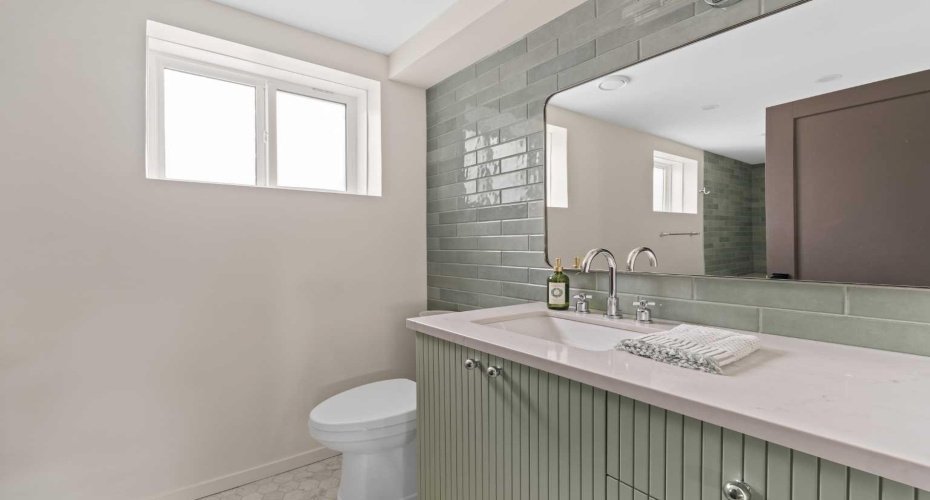 212 Vantage Place, Calgary, Alberta T3A1X9, 4 Bedrooms Bedrooms, ,3 BathroomsBathrooms,Residential,For Sale,Vantage,A2303575