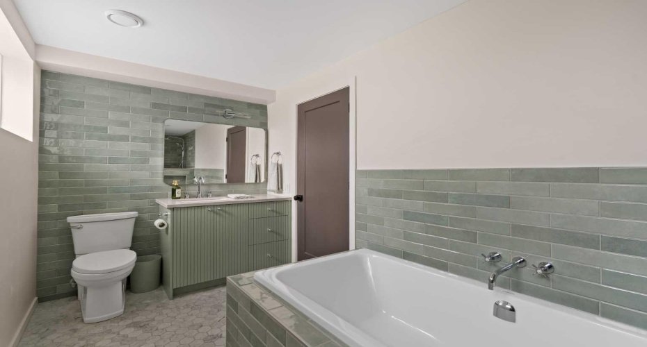 212 Vantage Place, Calgary, Alberta T3A1X9, 4 Bedrooms Bedrooms, ,3 BathroomsBathrooms,Residential,For Sale,Vantage,A2303575