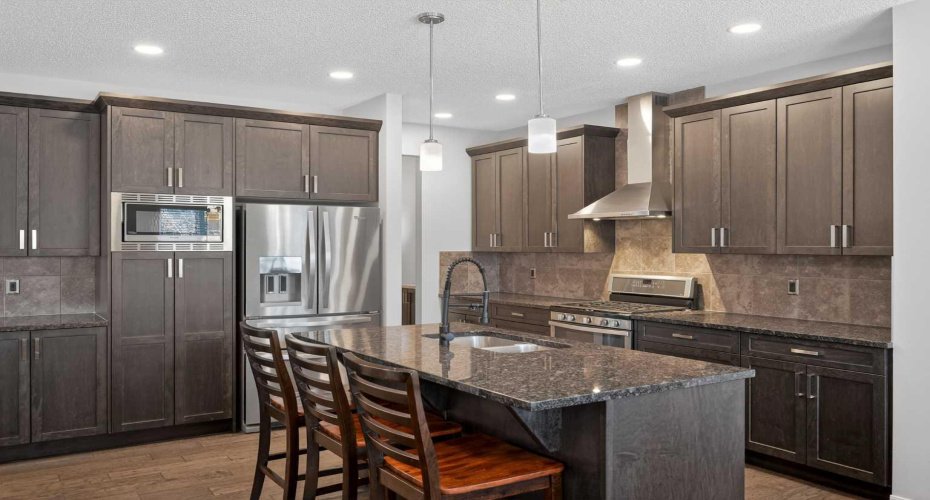 20 Mount Rae Terrace, Okotoks, Alberta T1S 0M6, 5 Bedrooms Bedrooms, ,4 BathroomsBathrooms,Residential,For Sale,Mount Rae,A2303677