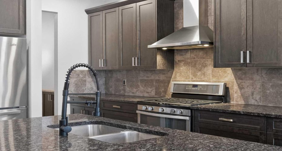 20 Mount Rae Terrace, Okotoks, Alberta T1S 0M6, 5 Bedrooms Bedrooms, ,4 BathroomsBathrooms,Residential,For Sale,Mount Rae,A2303677