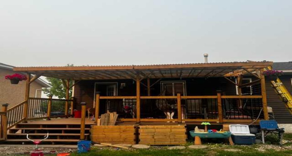 8218 Mission Heights Drive, Grande Prairie, Alberta T8W 2A5, 5 Bedrooms Bedrooms, ,2 BathroomsBathrooms,Residential,For Sale,Mission Heights,A2303694