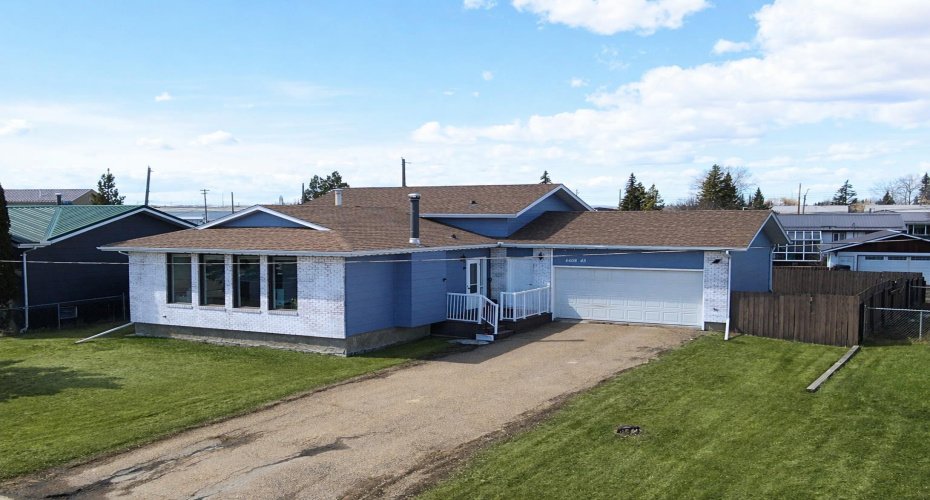 4408 45 Street, Mayerthorpe, Alberta T0E1N0, 4 Bedrooms Bedrooms, ,3 BathroomsBathrooms,Residential,For Sale,45,A2303696
