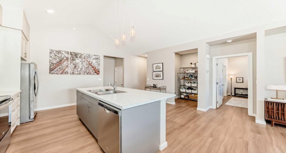 277 Lucas Avenue, Calgary, Alberta T3P 1S3, 2 Bedrooms Bedrooms, ,3 BathroomsBathrooms,Residential,For Sale,Lucas,A2303719