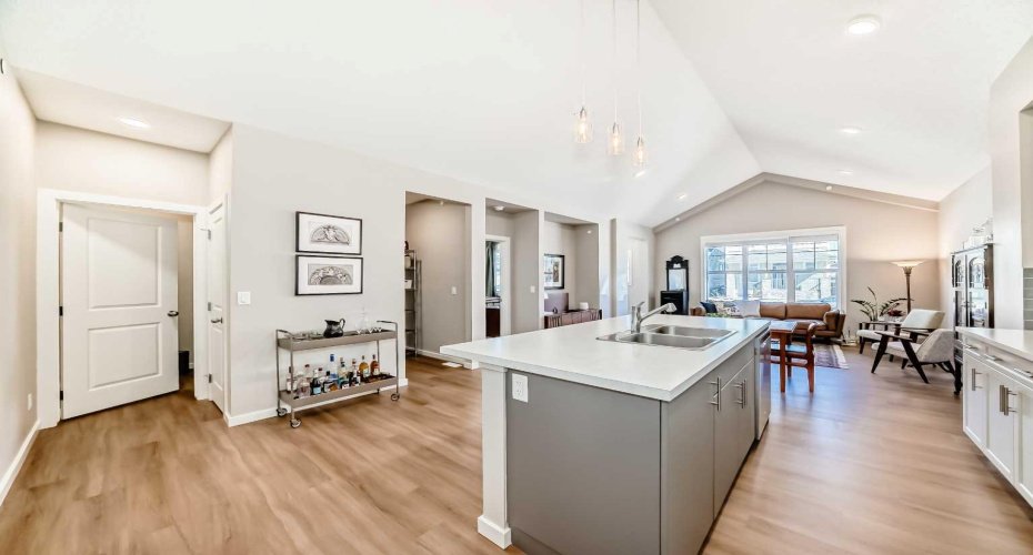 277 Lucas Avenue, Calgary, Alberta T3P 1S3, 2 Bedrooms Bedrooms, ,3 BathroomsBathrooms,Residential,For Sale,Lucas,A2303719