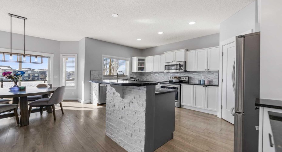 328 RainBow Falls Way, Chestermere, Alberta T1X 1W5, 4 Bedrooms Bedrooms, ,4 BathroomsBathrooms,Residential,For Sale,RainBow Falls,A2303773