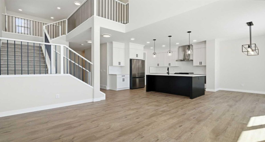 302 Kinniburgh Loop, Chestermere, Alberta T1X 3C3, 6 Bedrooms Bedrooms, ,4 BathroomsBathrooms,Residential,For Sale,Kinniburgh,A2289506