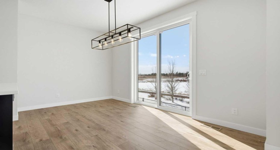 302 Kinniburgh Loop, Chestermere, Alberta T1X 3C3, 6 Bedrooms Bedrooms, ,4 BathroomsBathrooms,Residential,For Sale,Kinniburgh,A2289506