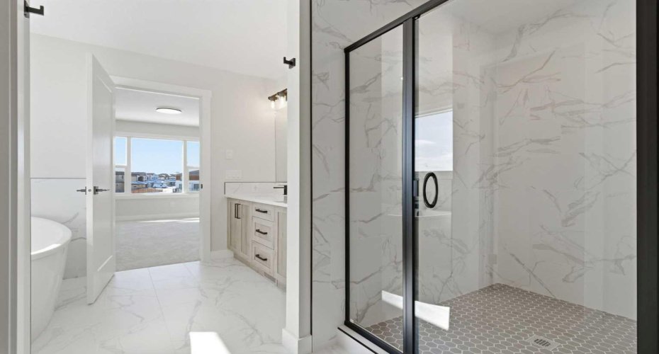 302 Kinniburgh Loop, Chestermere, Alberta T1X 3C3, 6 Bedrooms Bedrooms, ,4 BathroomsBathrooms,Residential,For Sale,Kinniburgh,A2289506