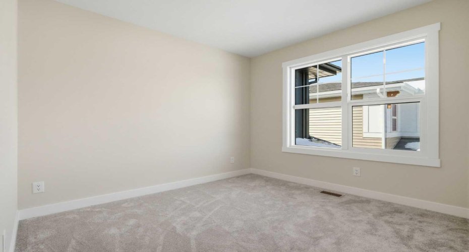 302 Kinniburgh Loop, Chestermere, Alberta T1X 3C3, 6 Bedrooms Bedrooms, ,4 BathroomsBathrooms,Residential,For Sale,Kinniburgh,A2289506