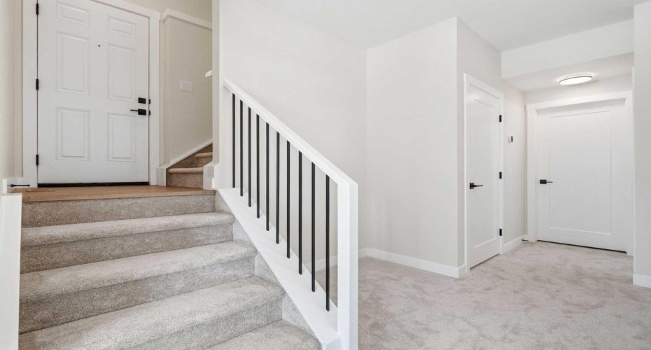 302 Kinniburgh Loop, Chestermere, Alberta T1X 3C3, 6 Bedrooms Bedrooms, ,4 BathroomsBathrooms,Residential,For Sale,Kinniburgh,A2289506