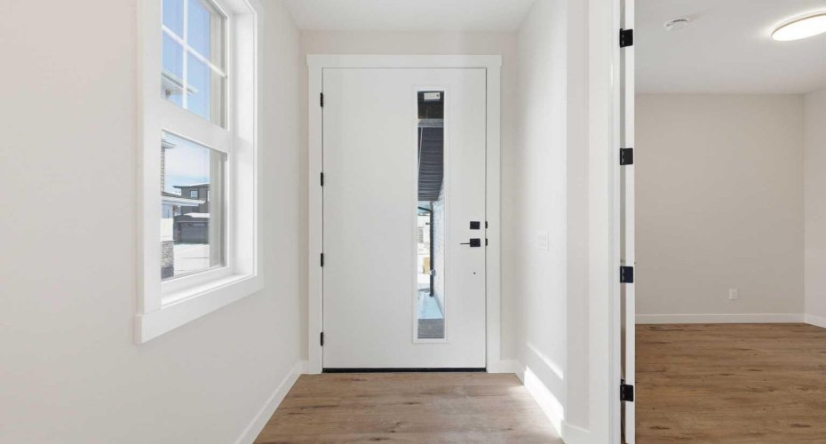 302 Kinniburgh Loop, Chestermere, Alberta T1X 3C3, 6 Bedrooms Bedrooms, ,4 BathroomsBathrooms,Residential,For Sale,Kinniburgh,A2289506