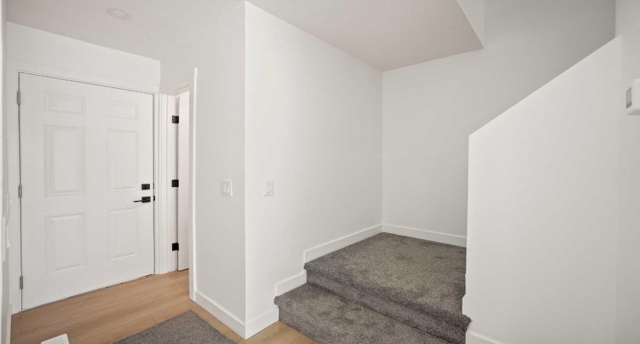 6404 24 Avenue, Calgary, Alberta T1Y 3T8, 4 Bedrooms Bedrooms, ,4 BathroomsBathrooms,Residential,For Sale,24,A2290287