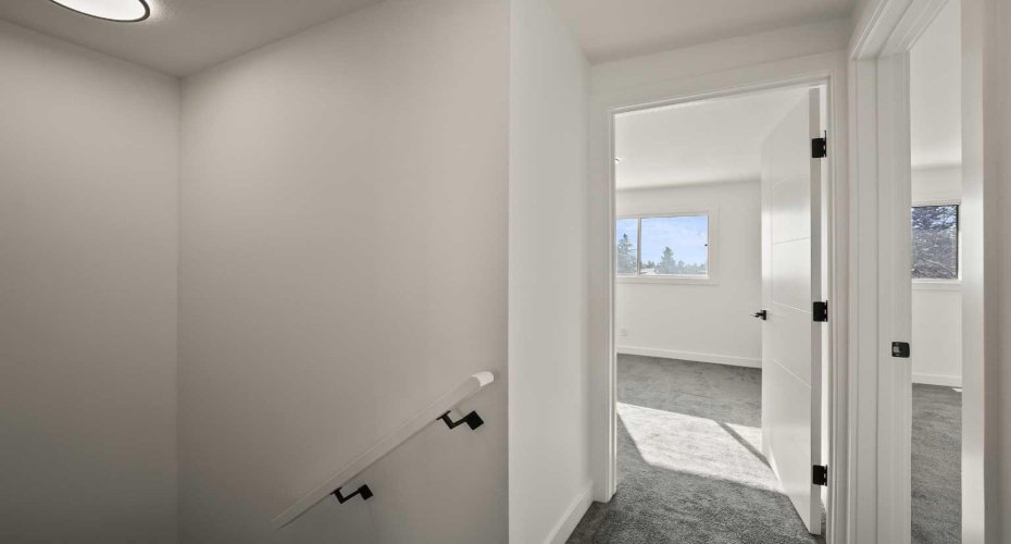 6404 24 Avenue, Calgary, Alberta T1Y 3T8, 4 Bedrooms Bedrooms, ,4 BathroomsBathrooms,Residential,For Sale,24,A2290287