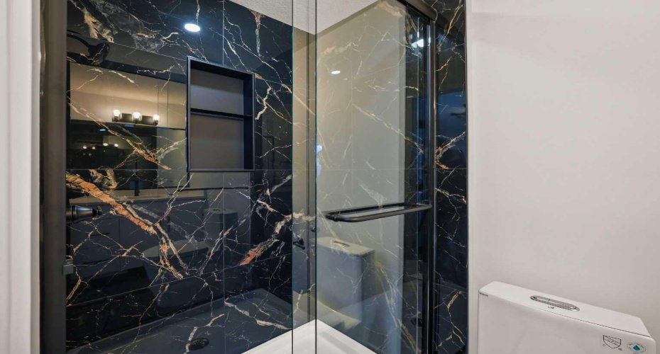 6404 24 Avenue, Calgary, Alberta T1Y 3T8, 4 Bedrooms Bedrooms, ,4 BathroomsBathrooms,Residential,For Sale,24,A2290287