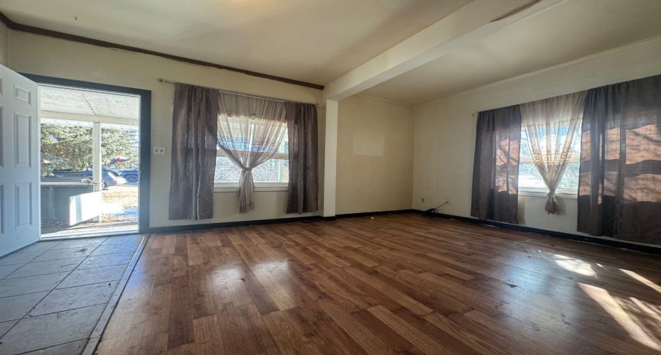 5025 48 Street, Sedgewick, Alberta T0B 4C0, 2 Bedrooms Bedrooms, ,1 BathroomBathrooms,Residential,For Sale,48,A2294365