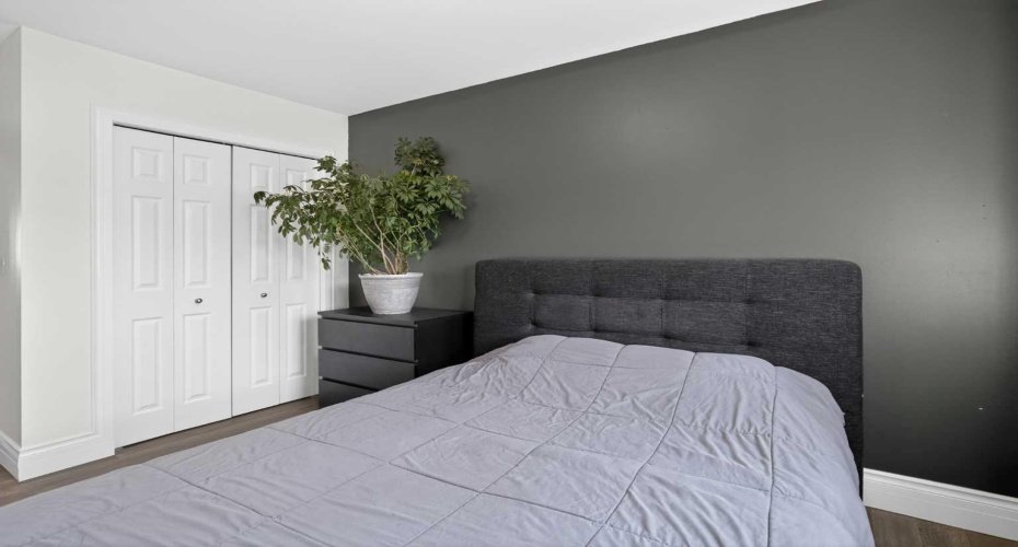 51 Country Village Villas, Calgary, Alberta T3K 0L7, 3 Bedrooms Bedrooms, ,4 BathroomsBathrooms,Residential,For Sale,Country Village,A2294713