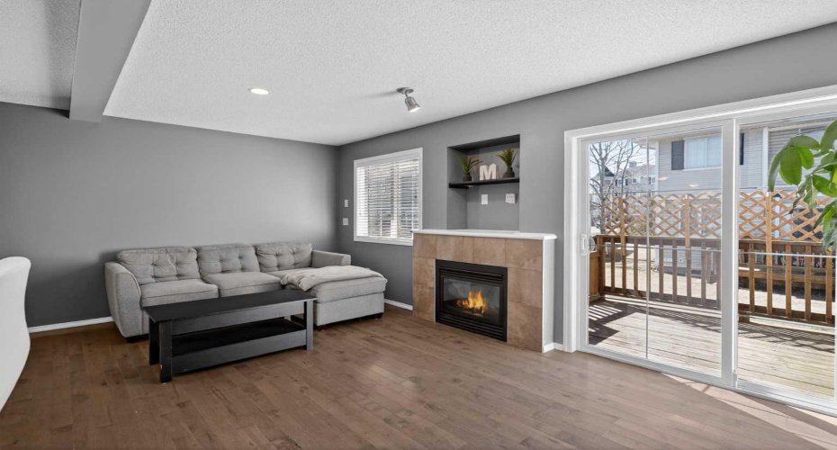 51 Country Village Villas, Calgary, Alberta T3K 0L7, 3 Bedrooms Bedrooms, ,4 BathroomsBathrooms,Residential,For Sale,Country Village,A2294713