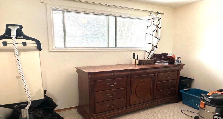 5240 50 Avenue, Holden, Alberta T0B2C0, 3 Bedrooms Bedrooms, ,1 BathroomBathrooms,Residential,For Sale,50,A2296133