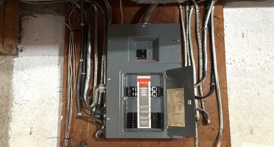 5240 50 Avenue, Holden, Alberta T0B2C0, 3 Bedrooms Bedrooms, ,1 BathroomBathrooms,Residential,For Sale,50,A2296133