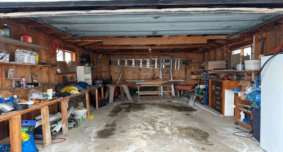 5240 50 Avenue, Holden, Alberta T0B2C0, 3 Bedrooms Bedrooms, ,1 BathroomBathrooms,Residential,For Sale,50,A2296133