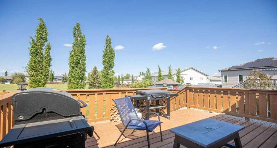 431 Carriage Lane Crossing, Carstairs, Alberta T0M 0N0, 5 Bedrooms Bedrooms, ,3 BathroomsBathrooms,Residential,For Sale,Carriage Lane,A2296251