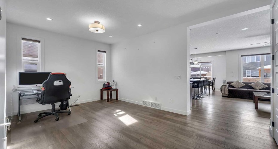 43 Saddlelake Manor, Calgary, Alberta T3J 0W2, 6 Bedrooms Bedrooms, ,5 BathroomsBathrooms,Residential,For Sale,Saddlelake,A2296543