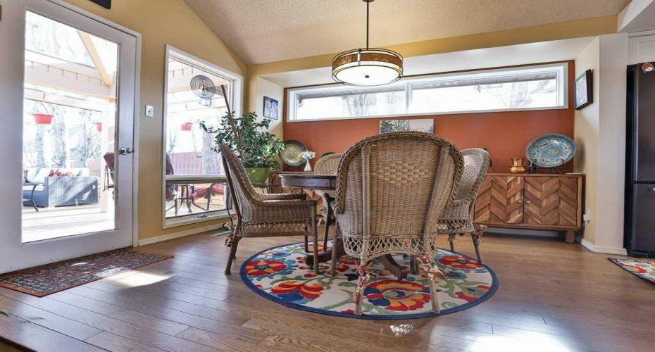 18 Coachwood Road, Lethbridge, Alberta T1K 6B5, 4 Bedrooms Bedrooms, ,3 BathroomsBathrooms,Residential,For Sale,Coachwood,A2296650