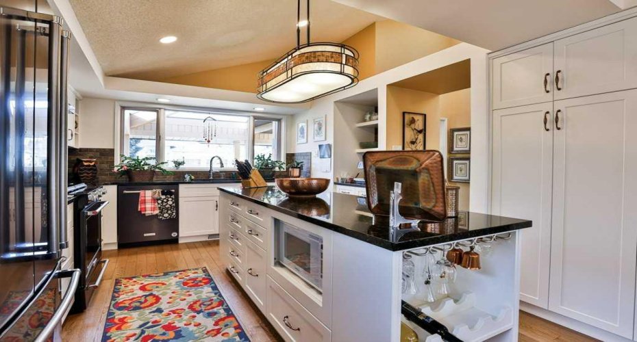 18 Coachwood Road, Lethbridge, Alberta T1K 6B5, 4 Bedrooms Bedrooms, ,3 BathroomsBathrooms,Residential,For Sale,Coachwood,A2296650