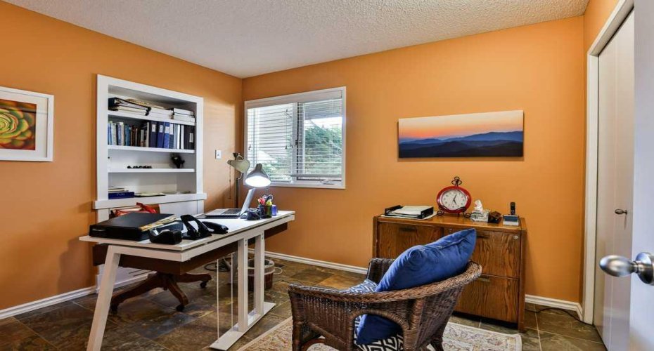 18 Coachwood Road, Lethbridge, Alberta T1K 6B5, 4 Bedrooms Bedrooms, ,3 BathroomsBathrooms,Residential,For Sale,Coachwood,A2296650