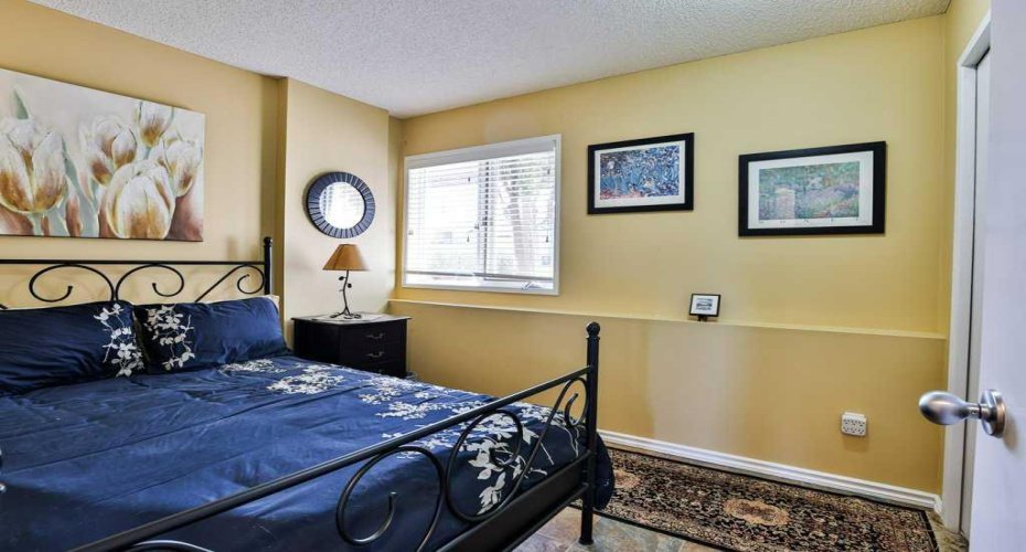 18 Coachwood Road, Lethbridge, Alberta T1K 6B5, 4 Bedrooms Bedrooms, ,3 BathroomsBathrooms,Residential,For Sale,Coachwood,A2296650