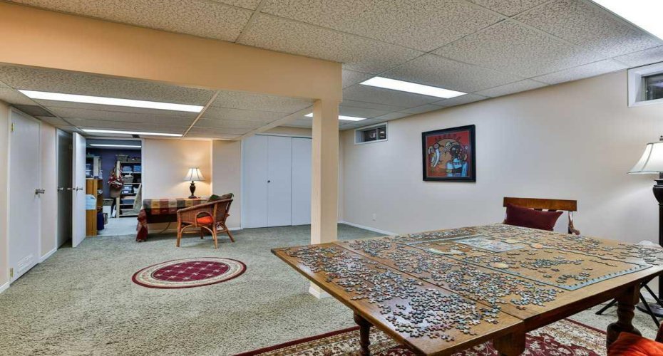 18 Coachwood Road, Lethbridge, Alberta T1K 6B5, 4 Bedrooms Bedrooms, ,3 BathroomsBathrooms,Residential,For Sale,Coachwood,A2296650