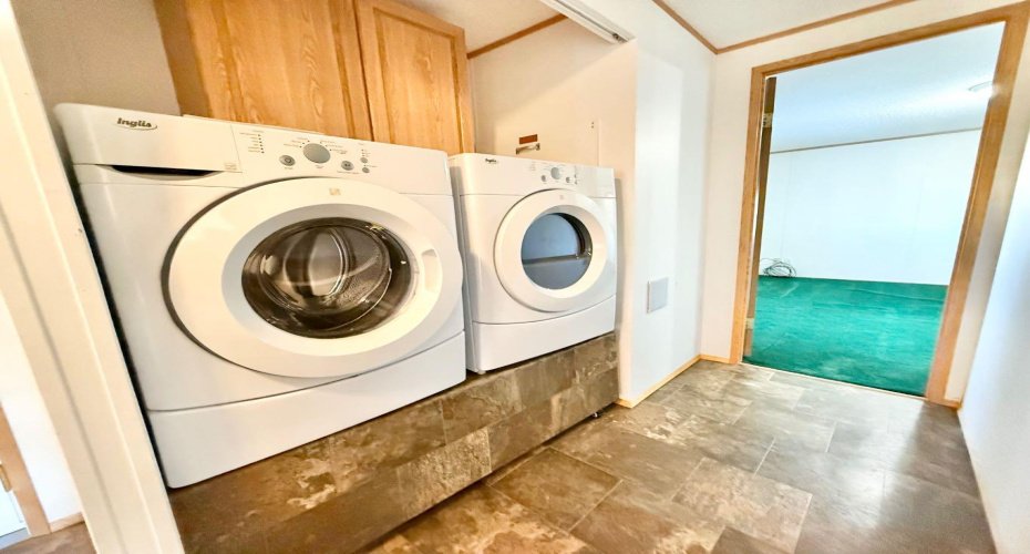 57 142070 TR 191, Rural Newell, County of, Alberta T1R 0S1, 3 Bedrooms Bedrooms, ,2 BathroomsBathrooms,Residential,For Sale,191,A2297045