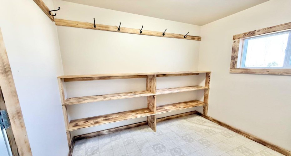 57 142070 TR 191, Rural Newell, County of, Alberta T1R 0S1, 3 Bedrooms Bedrooms, ,2 BathroomsBathrooms,Residential,For Sale,191,A2297045