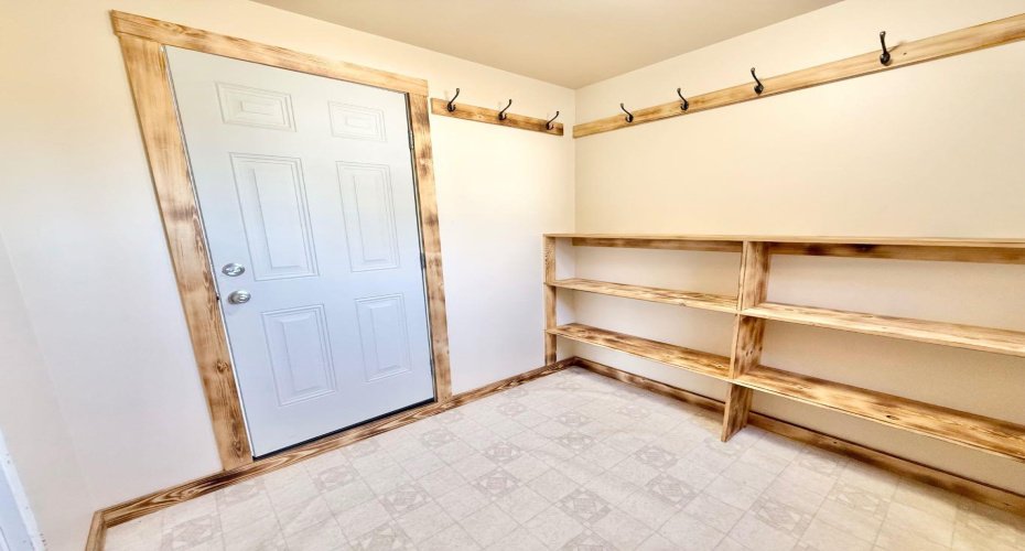 57 142070 TR 191, Rural Newell, County of, Alberta T1R 0S1, 3 Bedrooms Bedrooms, ,2 BathroomsBathrooms,Residential,For Sale,191,A2297045