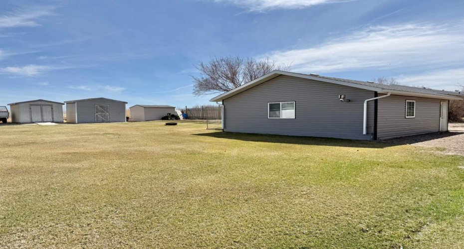 57 142070 TR 191, Rural Newell, County of, Alberta T1R 0S1, 3 Bedrooms Bedrooms, ,2 BathroomsBathrooms,Residential,For Sale,191,A2297045