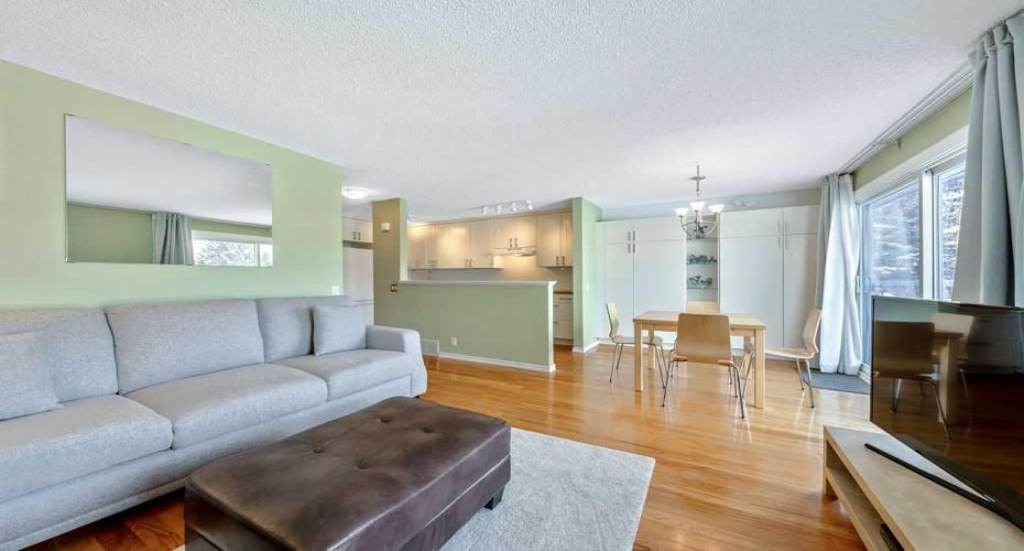 50 Cedarwood Rise, Calgary, Alberta T2W3H9, 4 Bedrooms Bedrooms, ,3 BathroomsBathrooms,Residential,For Sale,Cedarwood,A2297078