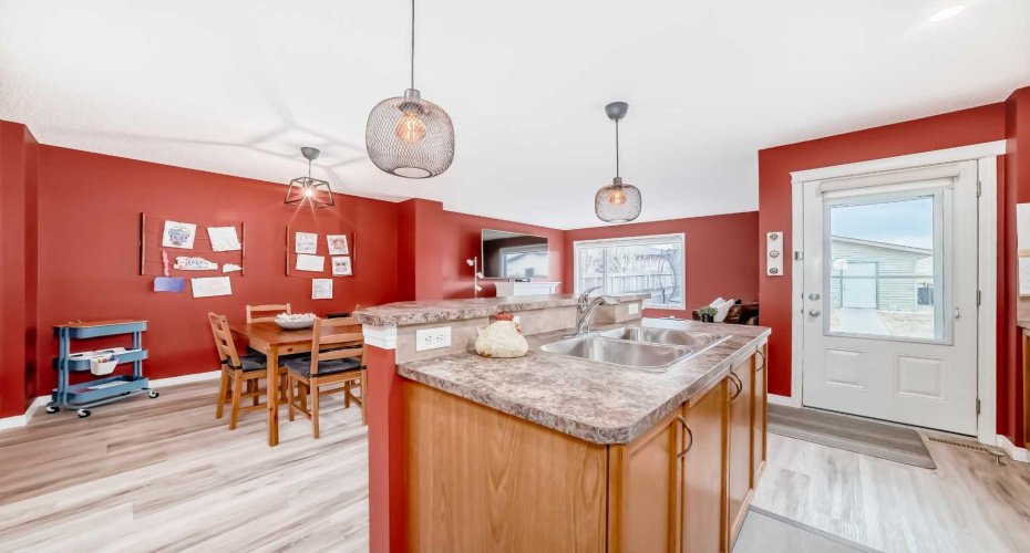 223 Auburn Bay Heights, Calgary, Alberta T3M 0A8, 3 Bedrooms Bedrooms, ,3 BathroomsBathrooms,Residential,For Sale,Auburn Bay,A2297529