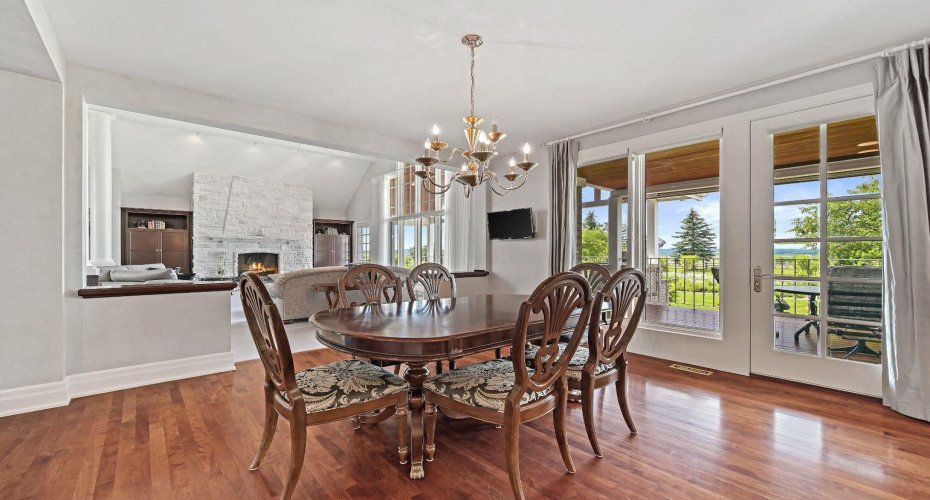 234009 48 Street, De Winton, Alberta T0L0X0, 5 Bedrooms Bedrooms, ,6 BathroomsBathrooms,Residential,For Sale,48,A2297588