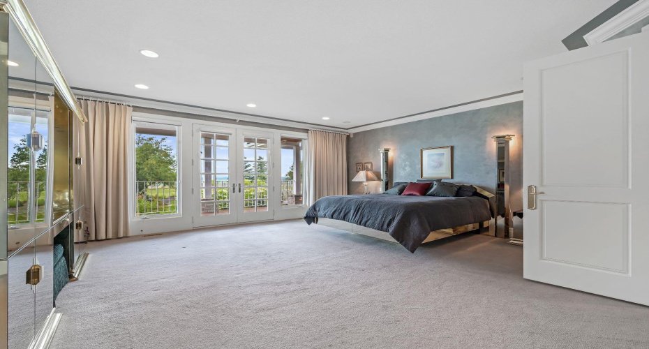 234009 48 Street, De Winton, Alberta T0L0X0, 5 Bedrooms Bedrooms, ,6 BathroomsBathrooms,Residential,For Sale,48,A2297588